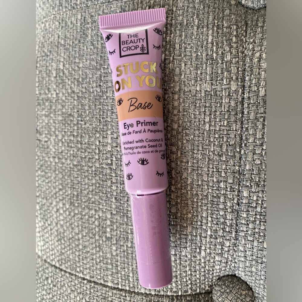 Eyeshadow primer eye lids primer sealed
